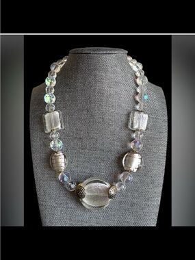 White Foil Glass & AB Aurora Borealis Faceted Beaded Necklace 16”